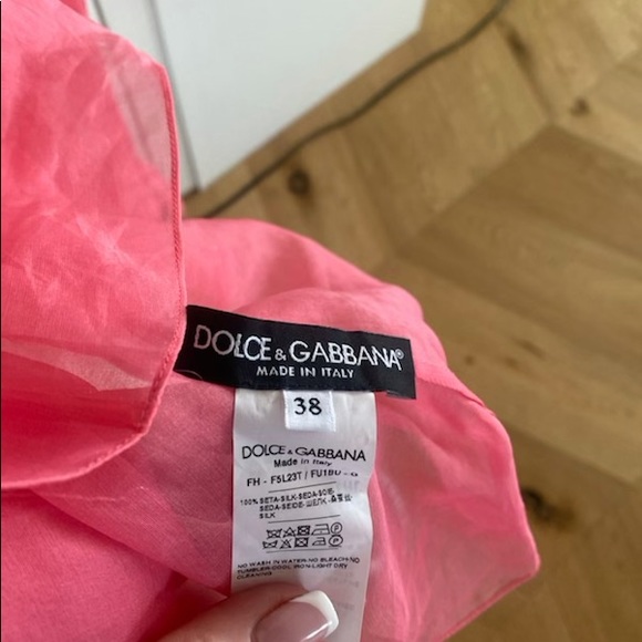 Hot pink dolce and gabbana sheer blouse. Only worn once. - Picture 2 of 4